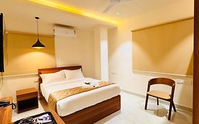 Hotel Star Avenue - Indiranagar